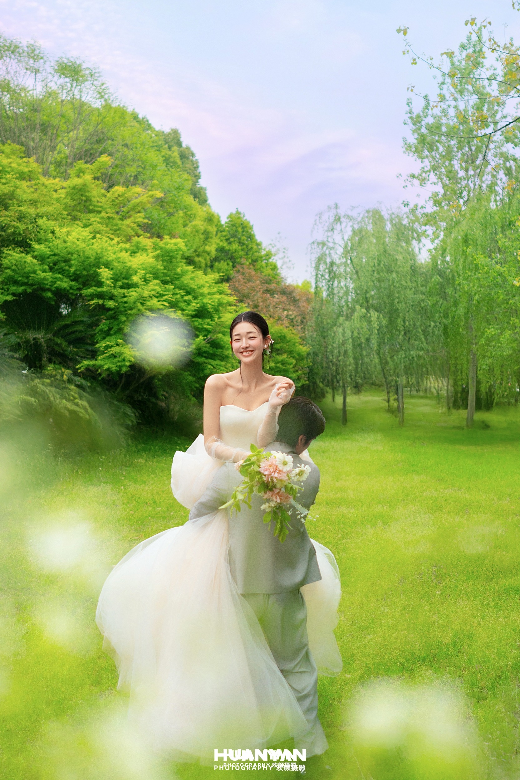 清新自然婚纱照 · 户外自然场景 · 风起裙摆客片