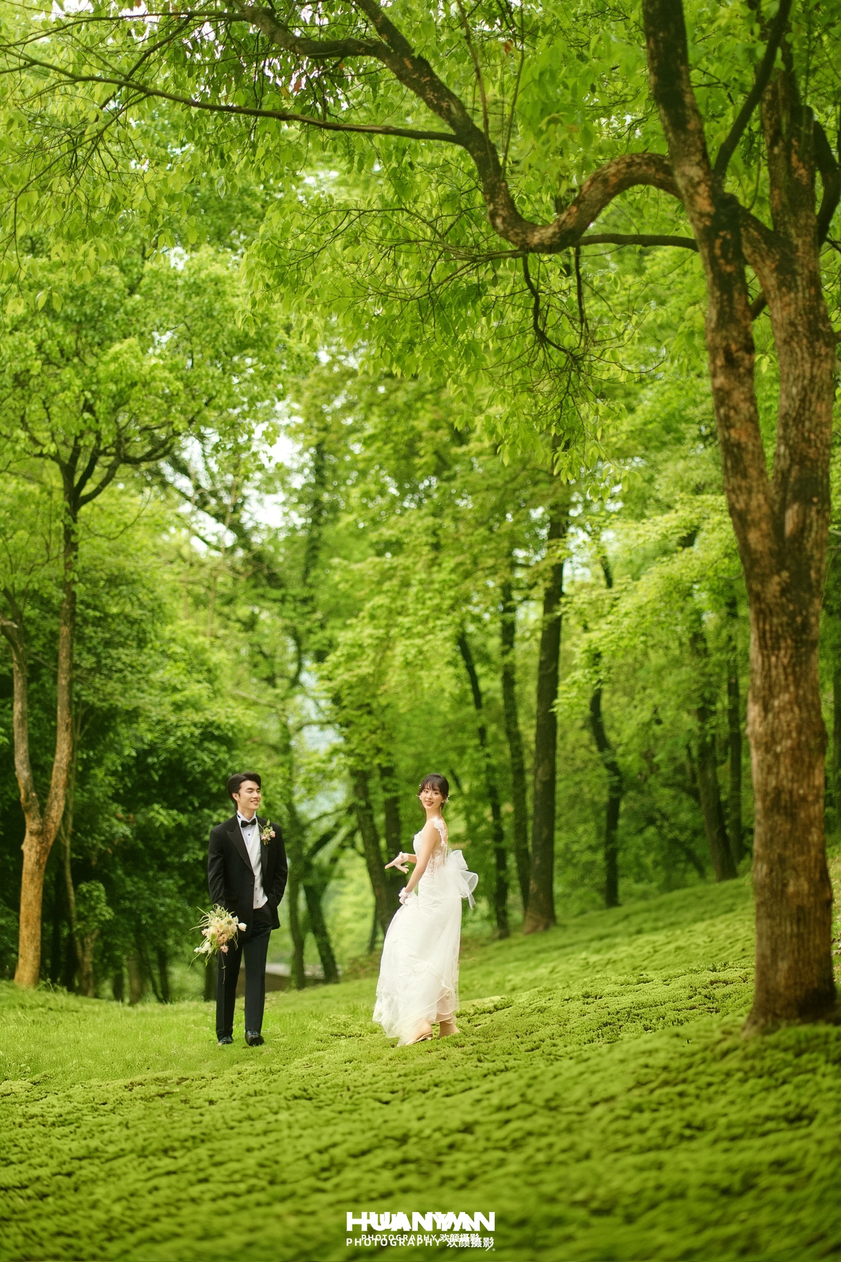 清新自然婚纱照 · 户外自然场景 · 杯中盛夏客片