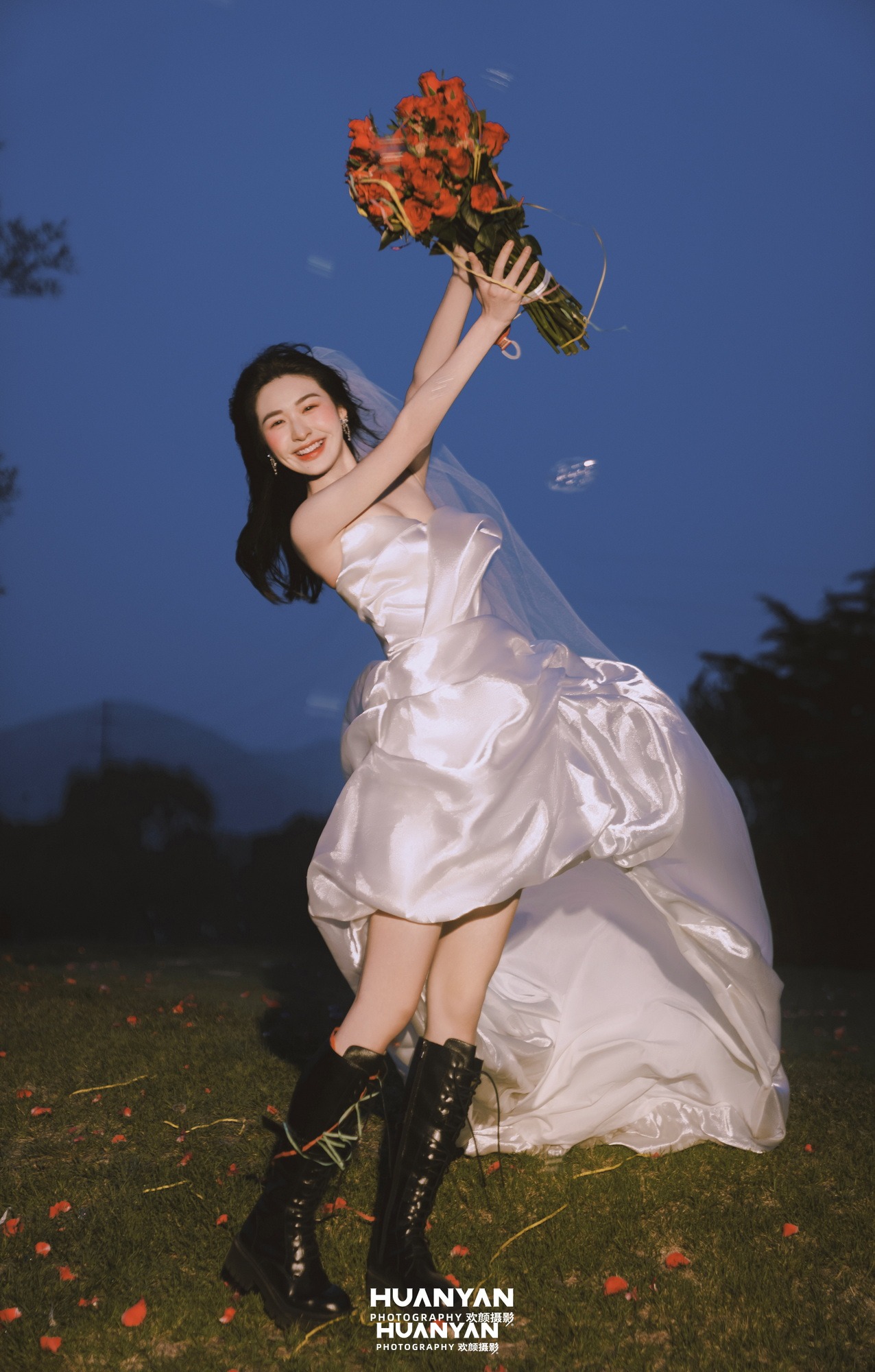 户外自然韩式温柔婚纱照实拍（晚风告白系列）