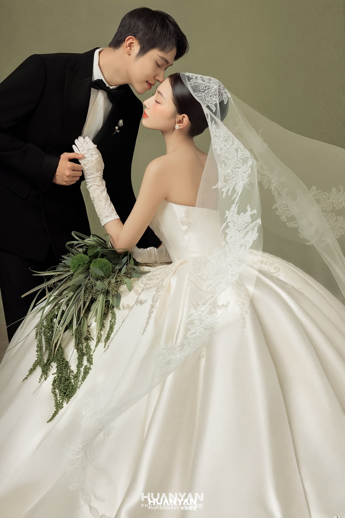 室内影棚韩式温柔婚纱照实拍（白裙青枝系列）