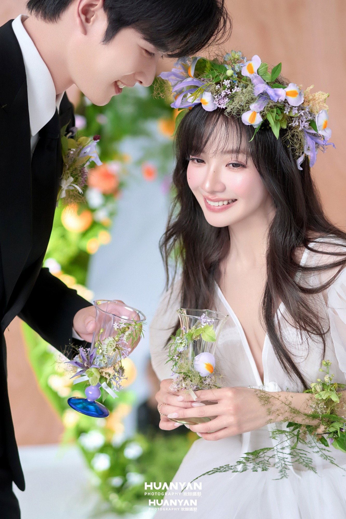花环午后：清新自然婚纱照室内影棚实拍