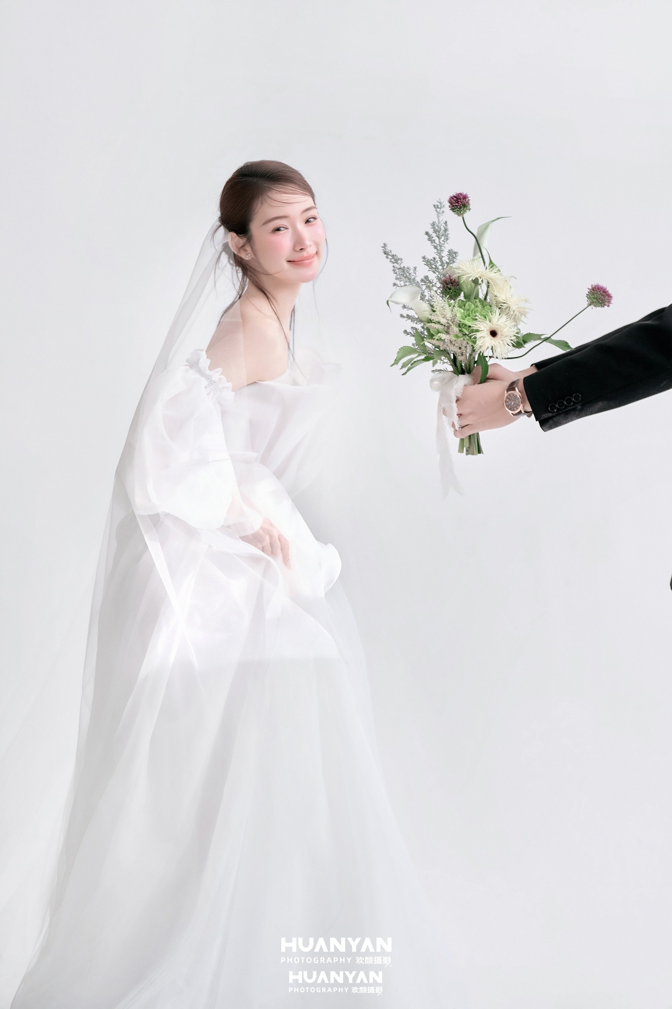 韩式温柔婚纱照 · 室内影棚场景 · 郁香小叙客片