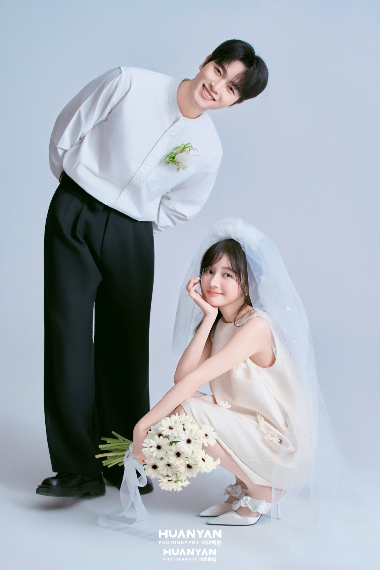 白菊心事：韩式温柔婚纱照室内影棚实拍