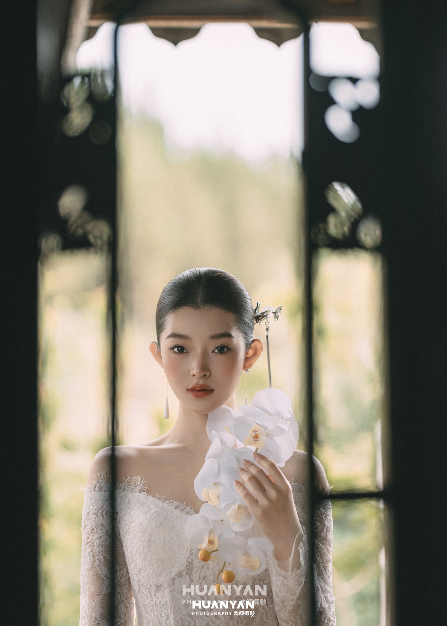 旧门新纱客片第7张｜清新自然婚纱照，摄于老街胡同